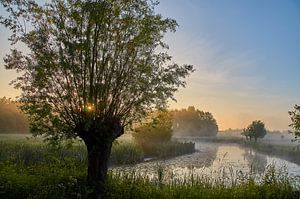 Lever de soleil dans le paysage néerlandais sur Ad Jekel