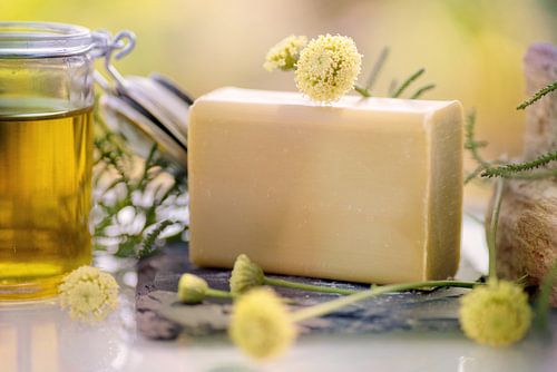 Handgemachte Seife mit Olivenöl von Tanja Riedel
