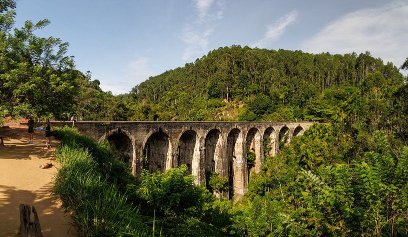 Neun-Bogen-Brücke. Diese Zugfahrt in Sri Lanka ist eine der schönsten der Welt. von Patrick Fotografeert