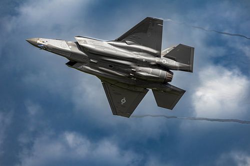 Scherpe bocht met hoge G-krachten in de F-35A Lightning II