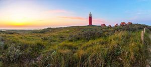 Panorama-Leuchtturm von Texel bei schönem Sonnenuntergang / Panoramafoto Texel-Leuchtturm von Justin Sinner Pictures ( Fotograaf op Texel)