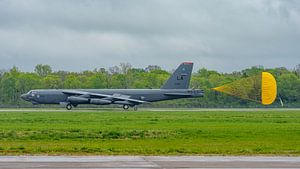 L'imposant Boeing B-52H Stratofortress.