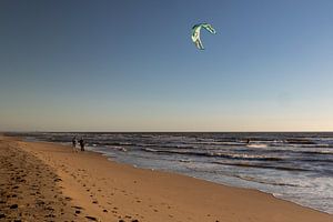 Kitesurfing