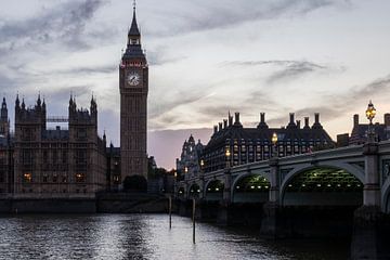 Big Ben in Londen tijdens zonsondergang van Franca Gielen