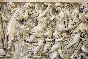 Detail des Sarkophags von Medea