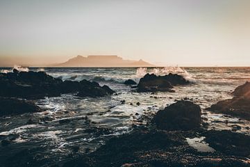 Table Mountain from Bloubergstrand, Cape Town by Mark Wijsman
