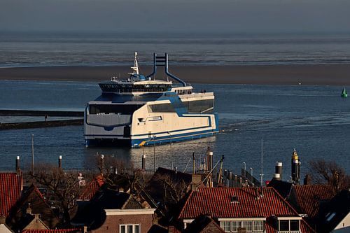 MS Willem Barentz in the harbour of Terschelling,