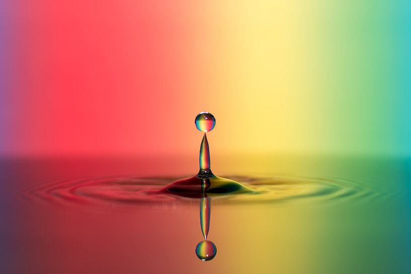 drop in front of a colored background by Jolanda Aalbers