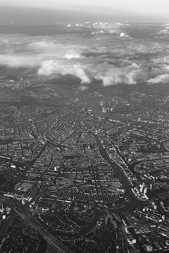 Ville d'Amsterdam dans la lumière du soir