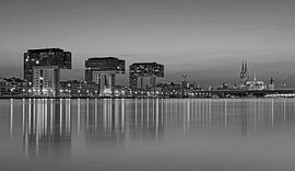 Keulen skyline aan de Rijn van Frank Herrmann