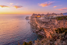 Bonifacio is slowly coming to life… by Didier Laurent