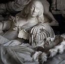 Detail marmeren graftombe kerk Midwolde van Bo Scheeringa Photography thumbnail
