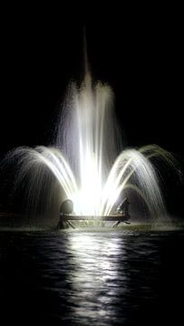 Fountain of light by Jan van der Knaap