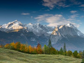 Herfststemming onder Zugspitze van Andreas Müller