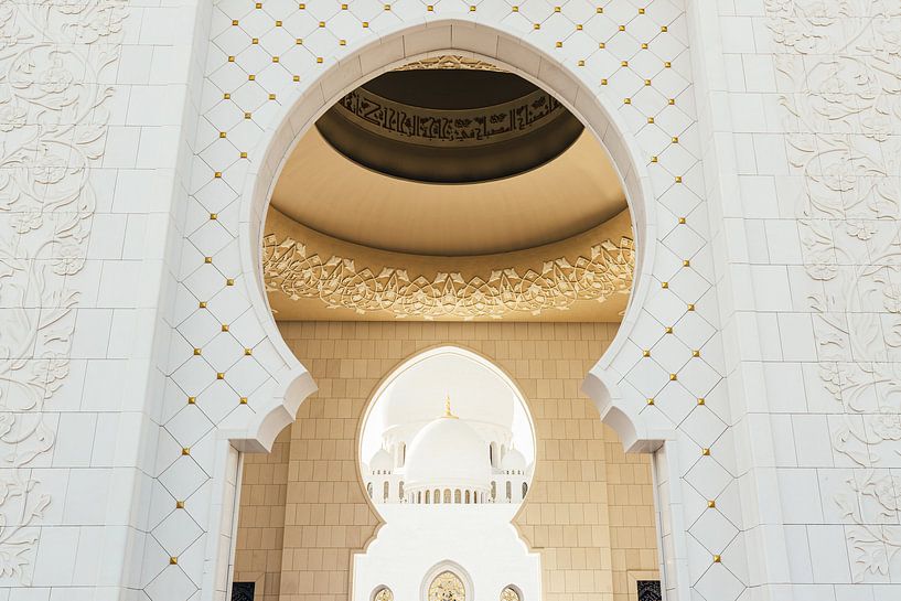 Entrée de la mosquée Grand Zayed par Tijmen Hobbel