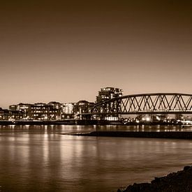 Photo panoramique Nijmegen sépia sur Henk Kersten