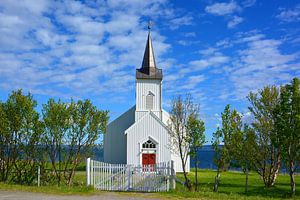 Kistrand Kirke - Die Kirche am Fjord