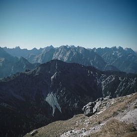 Sehr schön 🌕🏔️ — die Mondscheinspitze ist ein absolut stimmungsvolles Motiv: markant, mystisch und Teil einer der schönsten Bergregionen zwischen Karwendel und Achensee. von Miriam Schwarzfischer Fotografie