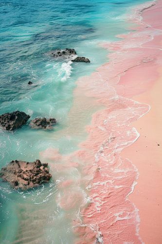 Plage de sable rose