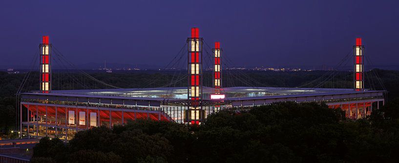 Köln Stadion außen von Steffen Grocholl