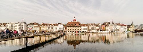 Stadhuis voetgangersbrug Luzern
