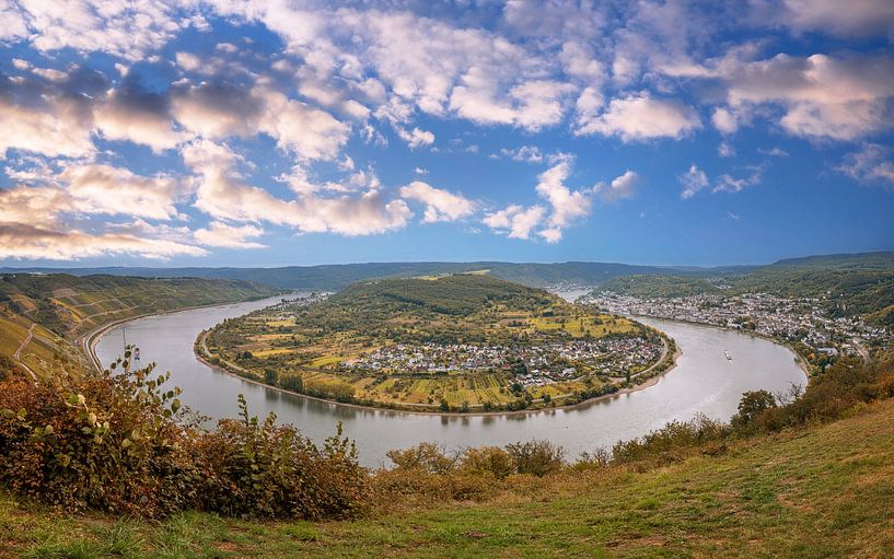 Rhine bend near Boppard, Rhineland-Palatinate, Germany by Alexander Ludwig