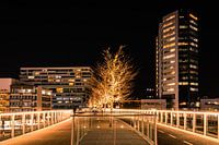Prachtige verlichting bij de brug boven station Utrecht