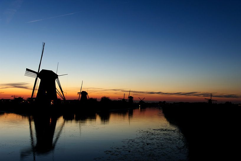 Traditional wind mills at Kinderdijk by Esther Seijmonsbergen