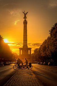 Berlin Siegessäule Sonnenlicht von Iman Azizi