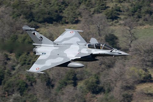 Qatar Emiri Air Force Rafale in een Griekse vallei