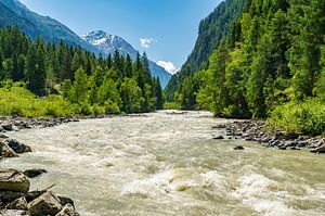 Ötztaler Ache im Ötztal in TIrol im Frühling