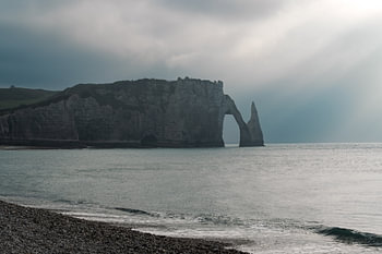 Étretat in stormlicht