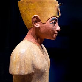 Tutanchamon, statue from his grave von Walter Goyen