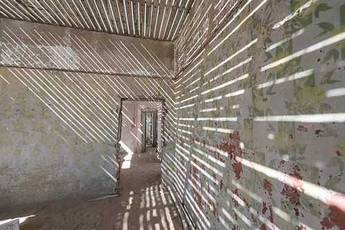 Zonnestralen door het plafond