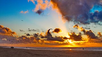 Sonnenuntergangsstrand Noordwijk