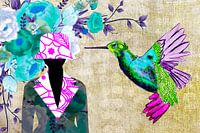 Fleurs colorées et colibri