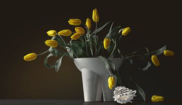 Stilleven ‘Gele tulpen in designer vaas’ van Willy Sengers