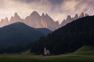 Kerk San Giovanni Dolomieten van Vincent Fennis