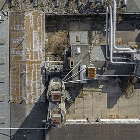 Drone beeld van een verloren plaats van Adrian Meixner