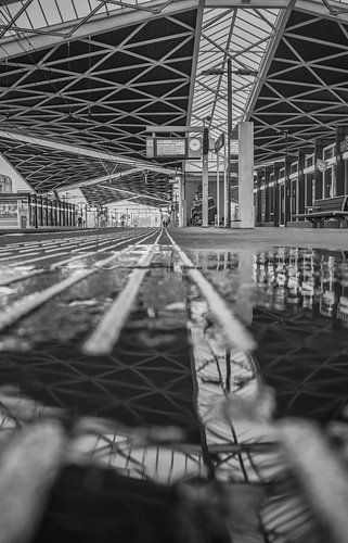 Le train pour Arnhem au départ de la gare de Tilburg