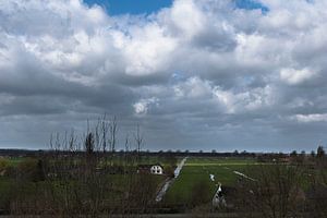 Stapelwolken boven de Bethunepolder van Edwin van Amstel
