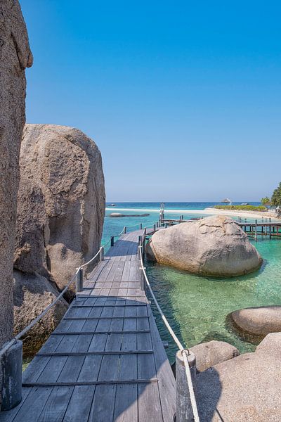 Koh Tao by Bernd Hartner