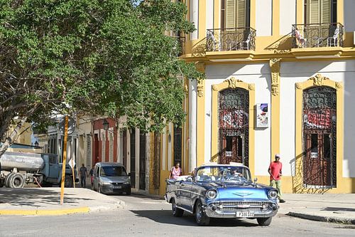 Oldtimer in de straten van Habana Vieja