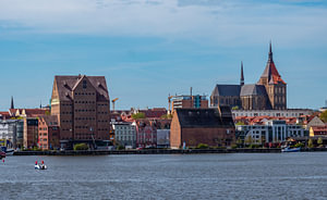 Blick über die Stadt Rostock an der Ostsee