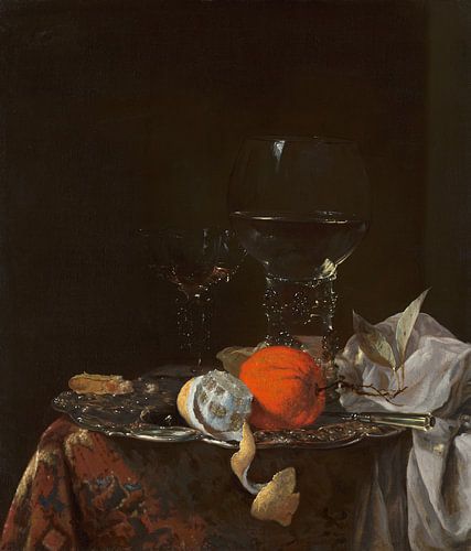 Stilleven met fruit en wijnglazen op een zilveren schaal, Willem Kalf