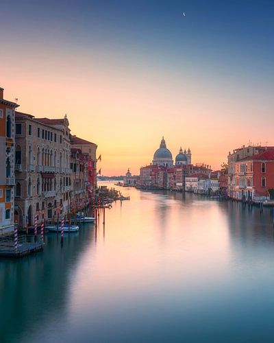 Venetië grand canal bij zonsopgang. Italië
