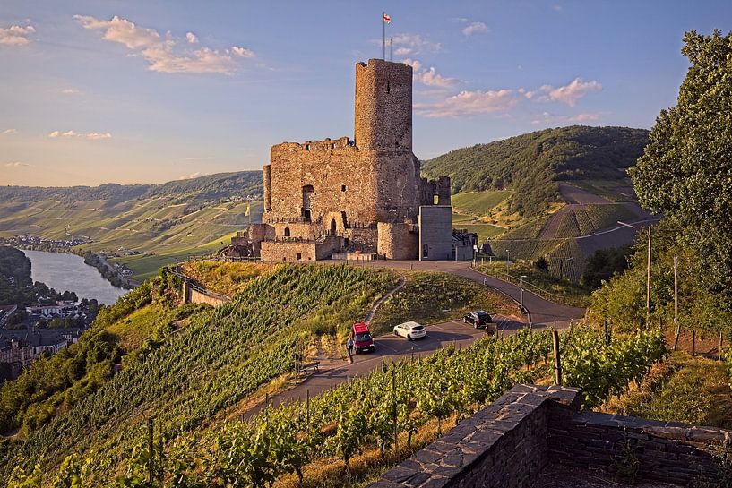 Burg Landshut (Bernkastel-Kues) by Rob Boon
