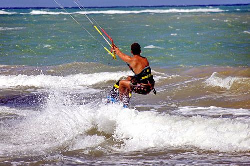 Kitesurfers op het strand van Cabarete Dominicaanse Republiek