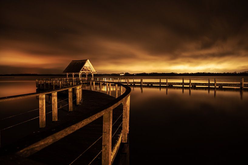 Avondsfeer aan het meer van Steffen Henze