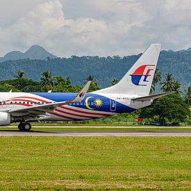 Avion de ligne Boeing 737-800 de Malaysia Airlines. sur Jaap van den Berg